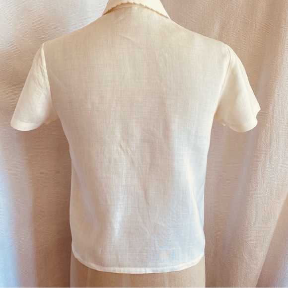 Vintage XS/S ivory/blue hand embroidered short sleeve linen blouse. Rare - Picture 8 of 9